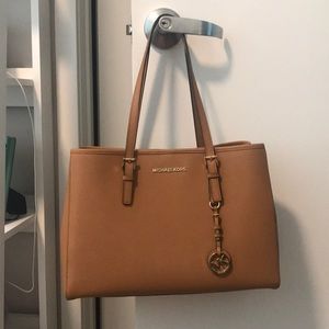 NWT Michael Kors Tote!